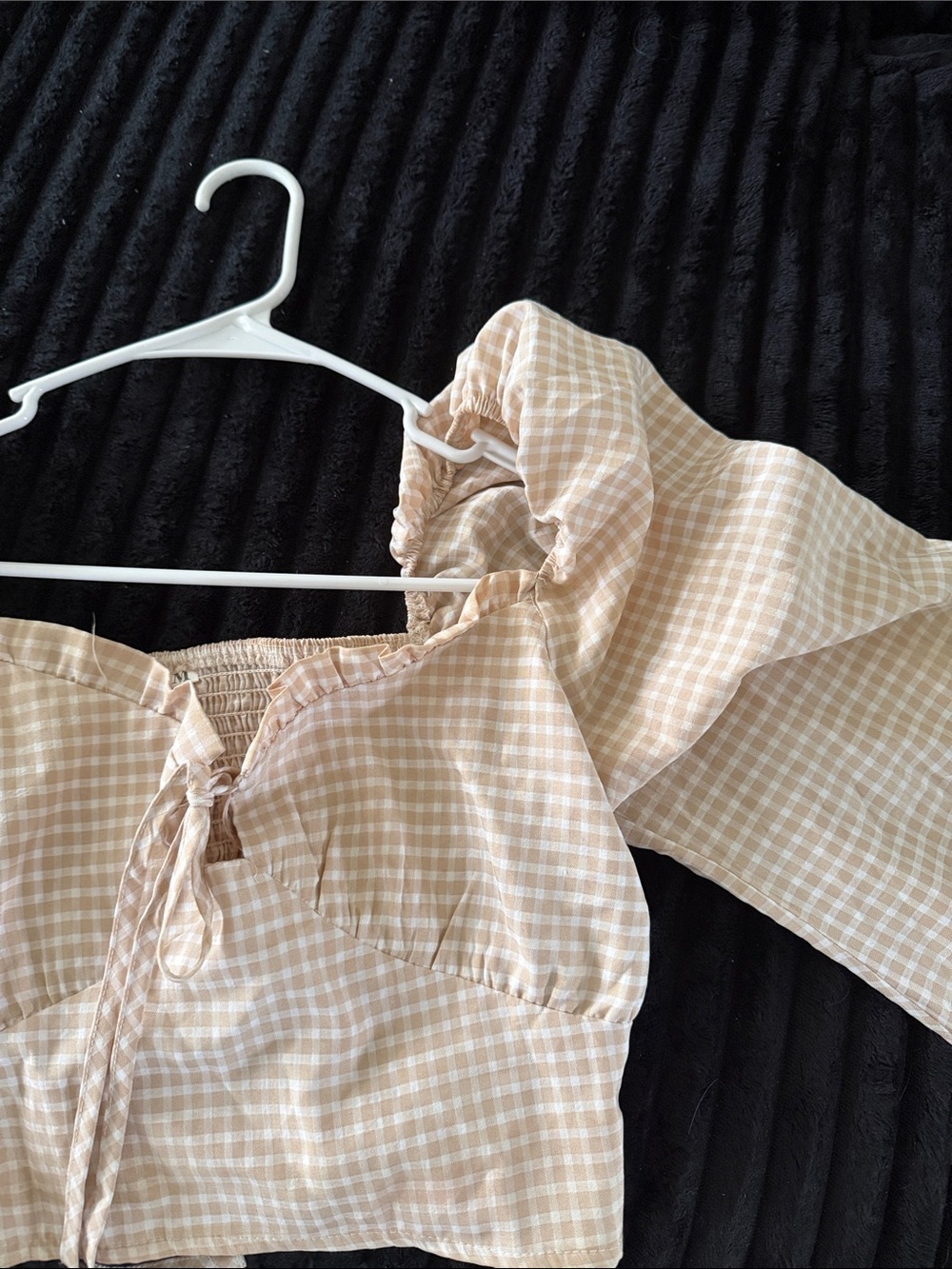 SHEIN Beige Gingham Tie-Front Puff Sleeve Crop Top